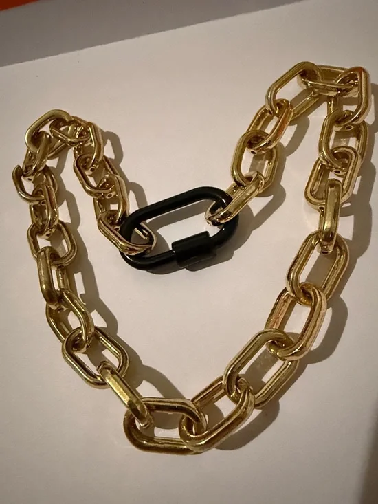 Allie+Bess Joan Gold tone Chain Link Necklace and Bracelet Set (2nd listing) - Picture 5 of 16